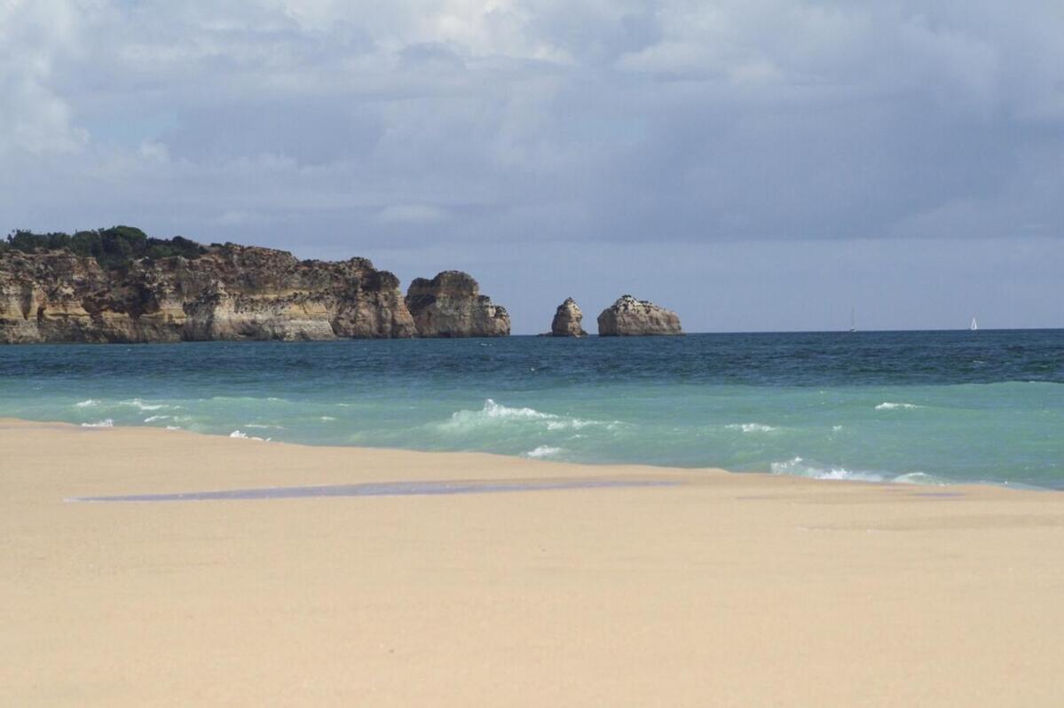 2 Bedroom Floor Apartment, Oasis Parque, Near Alvor At01 * Portimao