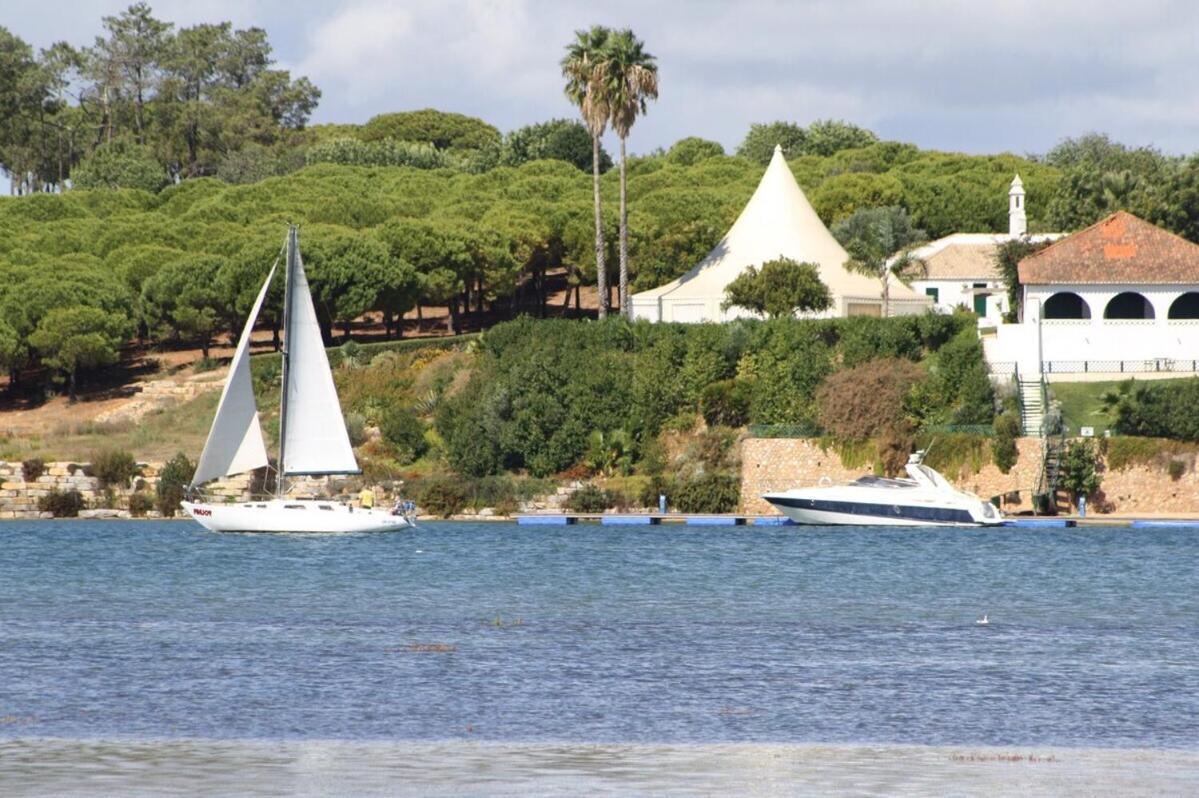 2 Bedroom Floor Apartment, Oasis Parque, Near Alvor At01 Apartment *