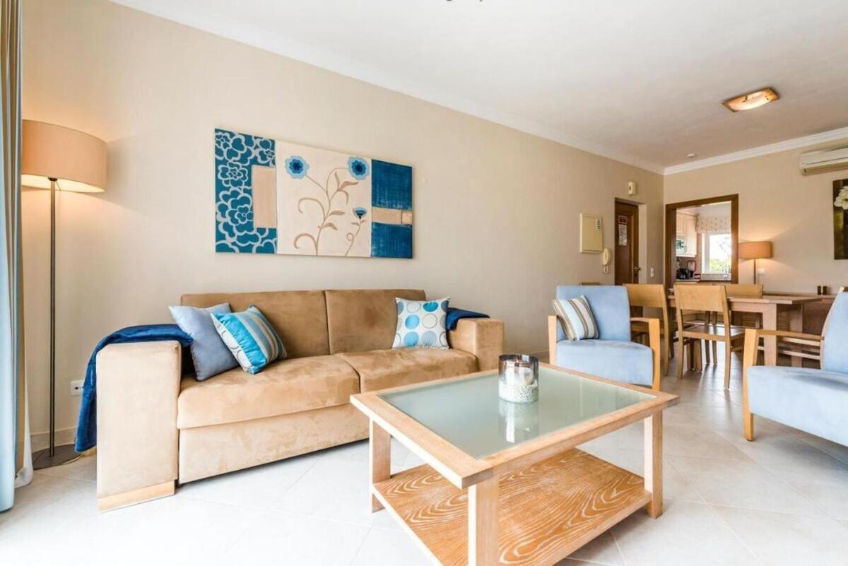 2 Bedroom Floor Apartment, Oasis Parque, Near Alvor At01