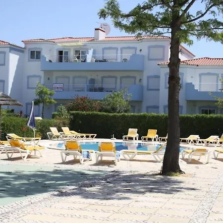 2 Bedroom Top Floor Apartment, Oasis Parque, Near Alvor At01 Portimao Exterior photo