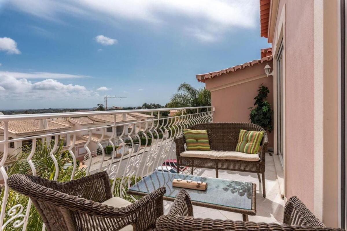 2 Bedroom Floor Apartment, Oasis Parque, Near Alvor At01 Appartement Portimão